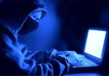 “هاكرز” يسيطرون على آلاف العناوين البريدية الإسرائيلية