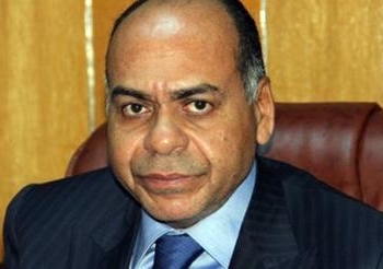 أمن المنيا يحبط تهريب 10 قطع أثرية بينها 6 تماثيل