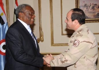 المشير عبد الفتاح السيسى يلتقي وزير الدولة للأمن بجنوب إفريقيا