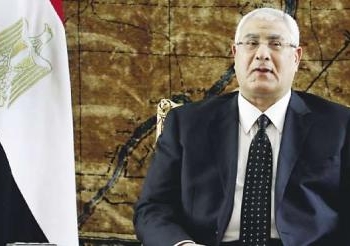 قرار جمهورى بتعديل تشريعى عسكرى لتفسير نصوص الدستور المعدل