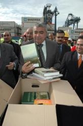 من الحكومة الهولندية400 ألف كتاب مهداة لمكتبة الأسكندرية