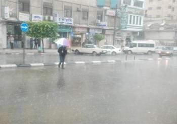 محافظ قنا :يؤكد لاخسائر فى الارواح او الممتلكات