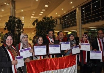 أبو النصر يهنئ معلمي مصر أبطال العالم