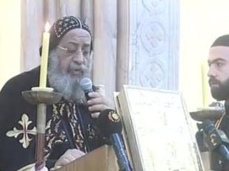 البابا تواضروس يلقى كلمة تعزية بأسم الكنيسة القبطية فى جنازة البطريرك