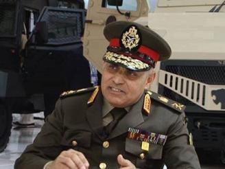 صباحي يهنئ “صدقي صبحي” على توليه وزارة الدفاع