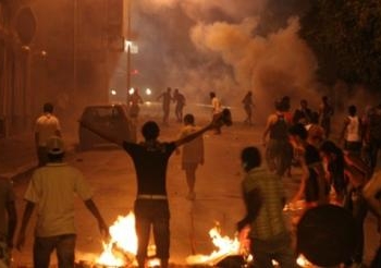 الإخوان يمارسون عنفهم في عين شمس والف مسكن والهرم