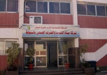 بدء المرحلة الثانية لمشروع مد الصرف الصحى ل 3 قرى بمركز البدارى بأسيوط