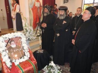 من مصر.. صلوات لراحة نفس بطريرك السريان الارثوذكس