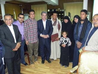رئيس جامعة بني سويف يكرم أسرة شهيد مسطرد
