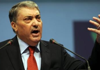 بن فليس يرفض نتائج انتخابات الرئاسة في الجزائر