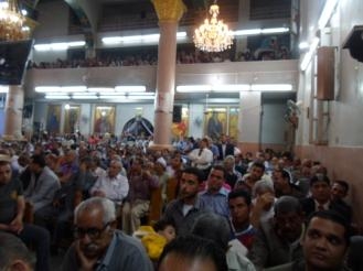 أقباط السويس يحتفلون بقداس عيد القيامة المجيد