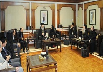 بطريرك الروم الارثوذكس فى زيارة لأبو ظبي و يضع حجر أساس لكنيسة جديدة