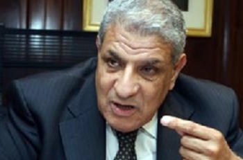 اليوم :رئيس الوزراء يشهد الإحتفال بمرور 50 عاما