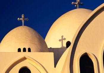 الكنيسة الانجيلية بمدينة نصر تنظم صلاة خاصة من اجل الانتخابات