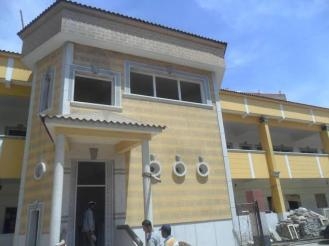 الانتهاء من صب مدخل مدرسة الراهبات ببني سويف