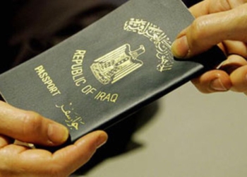 الآلاف العراقيين أمام دائرة الجوازات في اربيل