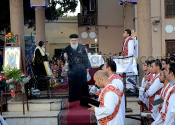 بالصور والفيديو..كنيسة العذراء بالمعادى  تحتفل بعيد صعود جسد السيدة  العذراء