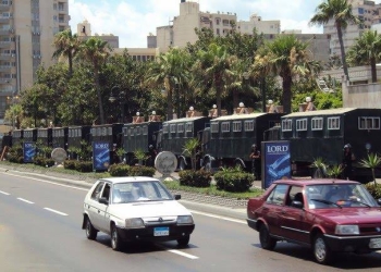 كوردون أمني مكثف تشهده محطة سيدي بالأسكندرية و أصابة 5 مواطنين نتيجة قنبلة بدائية الصنع في قطار أبي قير بالأسكندرية 
