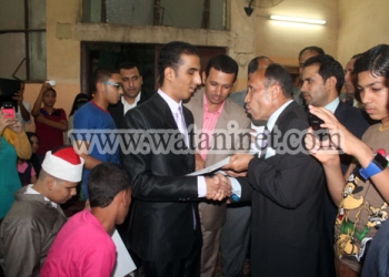 محافظ الفيوم يُكرم أوائل الشهادات العامة والأزهرية