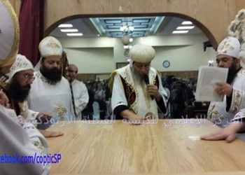 البابا تواضروس يدشن مذبحين ويزور المتحف القبطى بكندا 