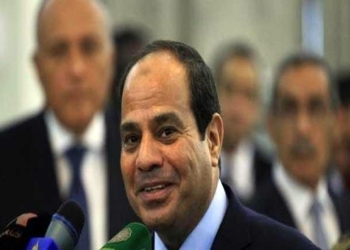 السيسي يجري مباحثات مع نظيره الفرنسي فرنسوا هولاند