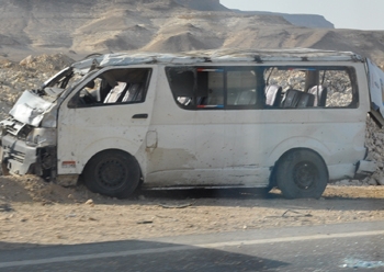 يوم حوادث الأقباط : انقلاب ميكروباص ومصرع قبطي وإصابة 5