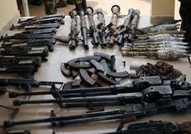 فى إمبابة : أمين شرطة يتاجر بالاسلحة والنيابة تحبسه