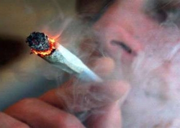 مرور سوهاج يشن حملة مع الصحة لضبط متعاطي المواد المخدرة من السائقين
