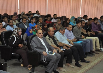 بحضور 300 شاب وفتاة تدشين برنامج ” قيم وحياة ” فى ندوة بديوان محافظة أسيوط