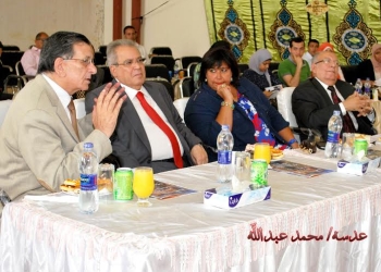 فى تفقده الواحة الثقافية بالسادس من أكتوبر الدكتور جابر عصفور : من تبعات 30 يونيو أن ما كنا نحلم به أصبح حقائق واقعة علي الأرض