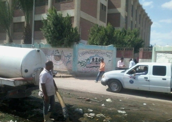بالصور رئاسة حي فيصل بالسويس تستجيب لبلاغات المواطنين وتعالج مشكلة الصرف