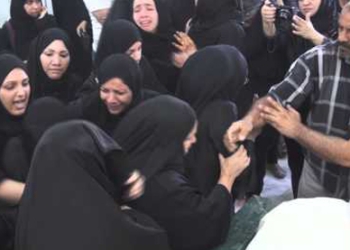 أحزان وصراخ في قنا عقب سماع نبأ استشهاد مجند بقوص في الحادث الإرهابي بالعريش