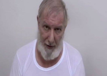 نشطاء يستنكرون وساطة صادق الغرياني للإفراج عن الرهينة البريطاني