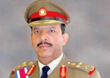 القائد العام لقوة دفاع البحرين يجتمع مع قائد القيادة المركزية الأمريكية