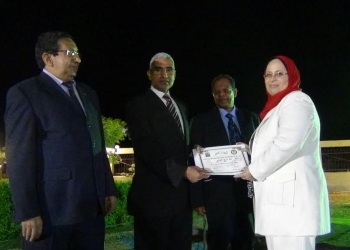 تكريم الحاصلين على الدكتوراه في نادي هيئة تدريس جامعة جنوب الوادي بقنا