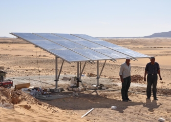  نجاح تجربة تشغيل الآبار بالطاقة الشمسية بالوادي الجديد