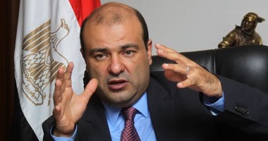 وزير التموين يحدد المستندات المطلوبة لاستخراج بطاقات صرف الخبز