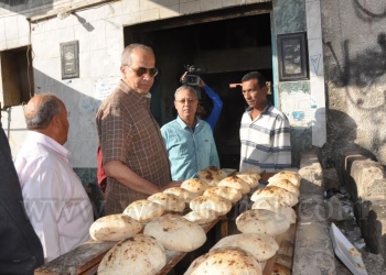 عشماوى:يفاجىء المخابز ويتابع خطوات تصنيع وبيع الخبز