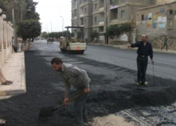 رصف شارع أحمد عبد العزيز بمدينة طوخ
