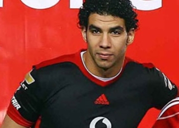 بعد إجراء غضروف الركبة إكرامي لن يشارك في نهائي الكونفدرالية
