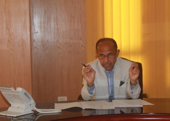 إجراءات صارمة للتأكد من التزام جميع مصانع منطقة كوم أوشيم بالاشتراطات البيئية وعدم صرف المخلفات الصناعية علي المجاري المائية