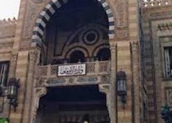 مستحقو وحدات إسكان ” الراهبين ” يتجمهرون أمام أوقاف المحلة للمطالبة باستلامها