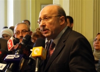 وزير الصحة خلال تواجده في اثيوبيا يتفقد المركز المصري الإثيوبي لعلاج أمراض الكلى