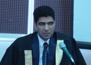دار علوم جامعة الفيوم تكرم توفيق الحكيم برسالة ماجستير
