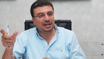 عمر الليثي يحتفل برأس السنة مع المطربة الشعبية ٱمينة 