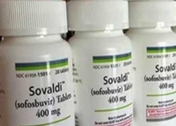 وحدة الكبد بالسويس تسلم 40 مريضا السوفالدي لعلاج فيروس سي 