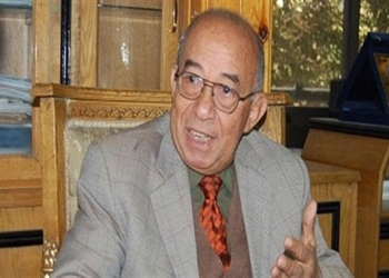 عبد الرازق  يطالب بمجانية الكشف على مرشحى البرلمان 