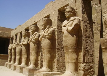 لجنة المركز المصري الفرنسي تجتمع لدراسة معابد الكرنك