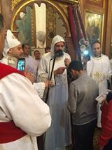 أسقف كنائس شبرا الشمالية يرسم 46 شماساً