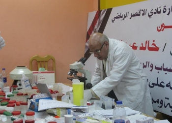 الطب الرياضي ينظم قافلة طبية لعلاج الناشئين بشباب ورياضة الأقصر